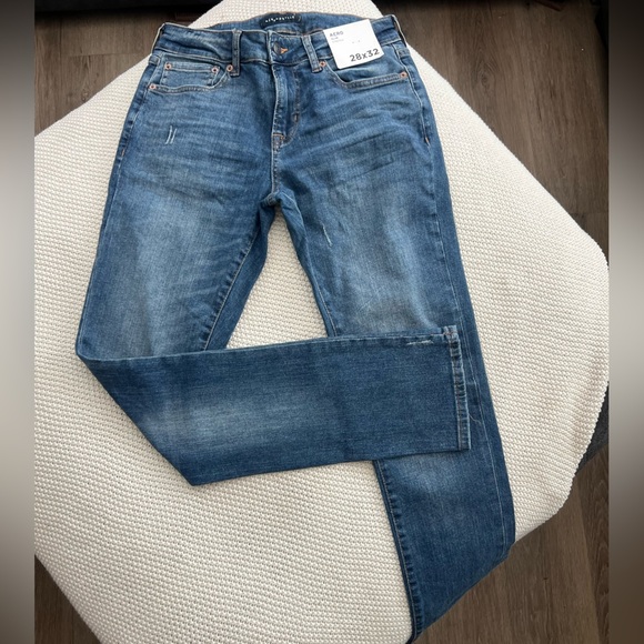 Aeropostale Blue Skinny Jeans with Modern Fit - Picture 3 of 9